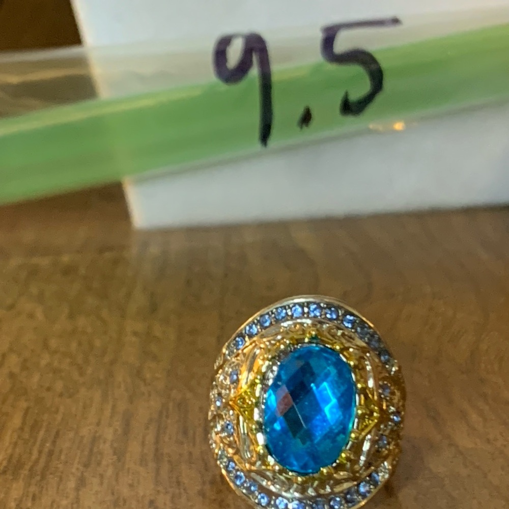 Bold Blue and Gold Cocktail Ring with Vintage Design